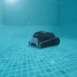 RBT44830-Bevielis-baseino-valymo-robotas-Maytronics-Dolphin-LIBERTY-200-4